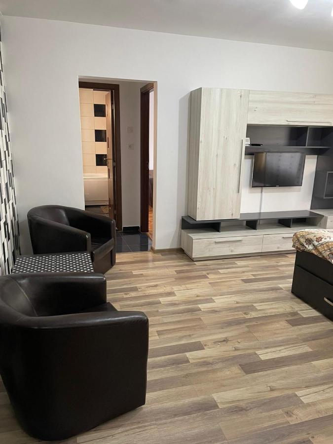 Apartament Untold Apartment Turda Bagian luar foto