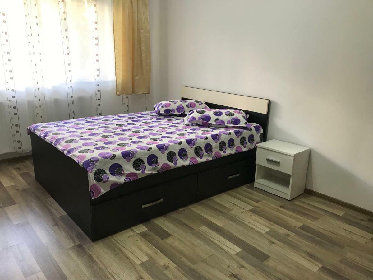 Apartament Untold Apartment Turda Bagian luar foto