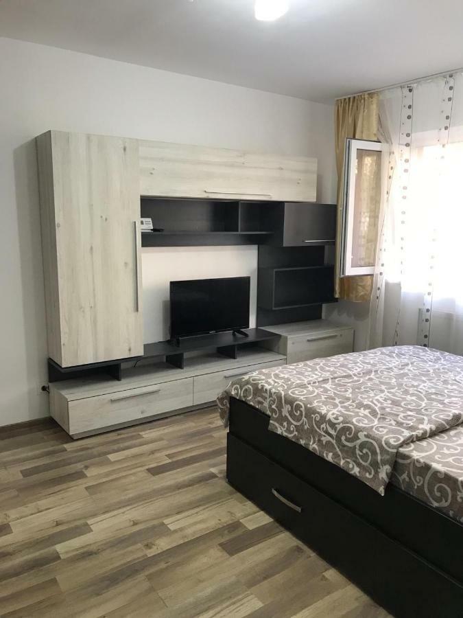Apartament Untold Apartment Turda Bagian luar foto
