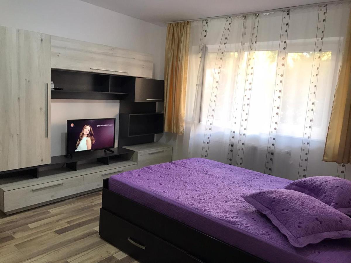 Apartament Untold Apartment Turda Bagian luar foto
